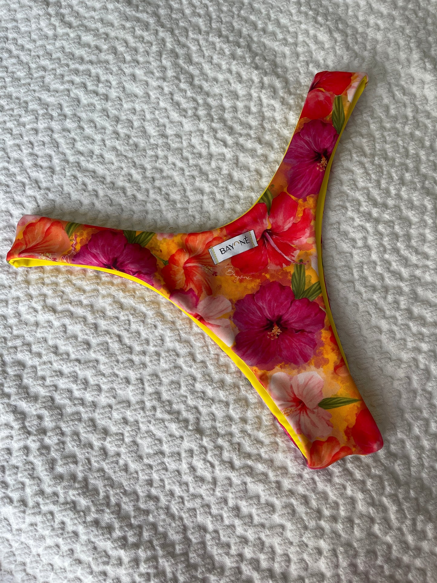 Tiff bottoms in Infinite Summer